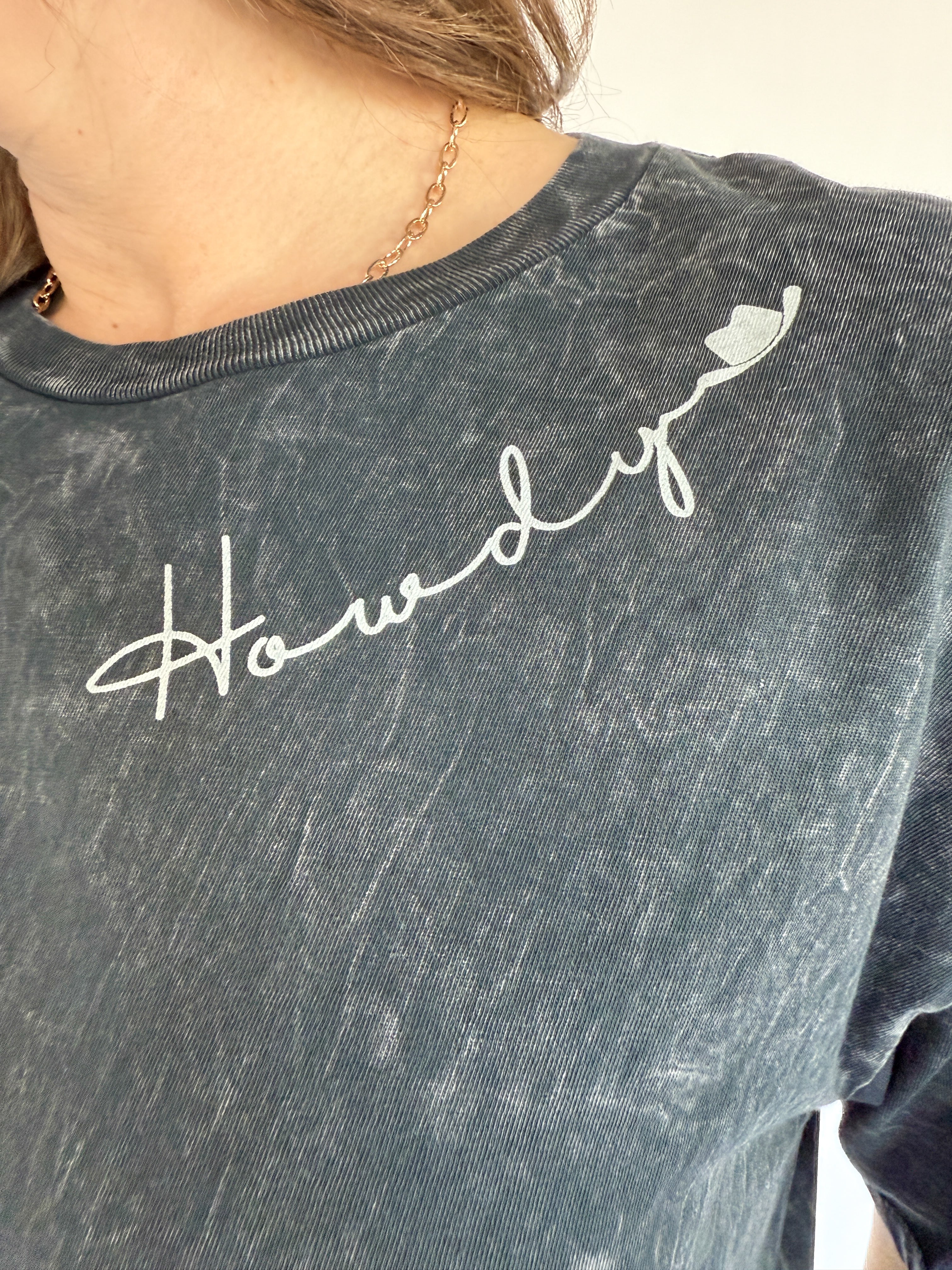 Howdy Cowboy Hat Graphic Tee- Black - Ana Patricia Boutique