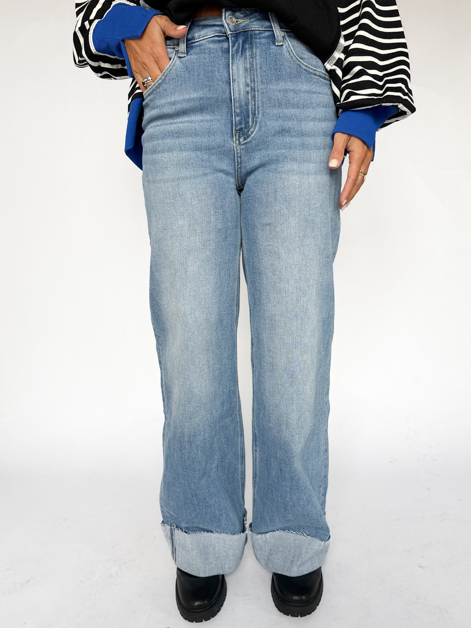 90's Cuff Hem Straight Jeans - Ana Patricia Boutique