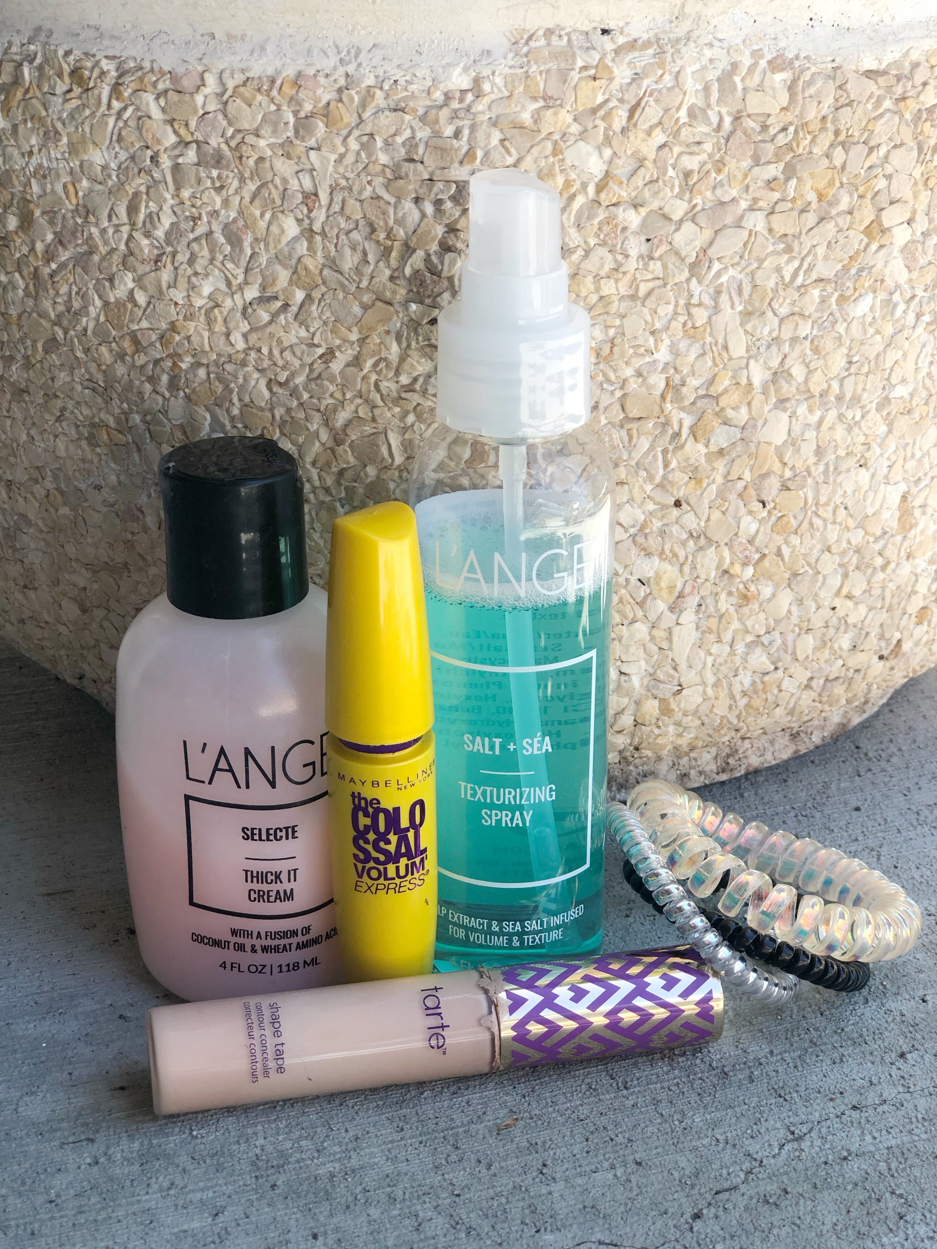 5 PRODUCTS THAT WILL SIMPLIFY YOUR SUMMER ROUTINE