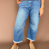 Loose Fit Barrel Jeans