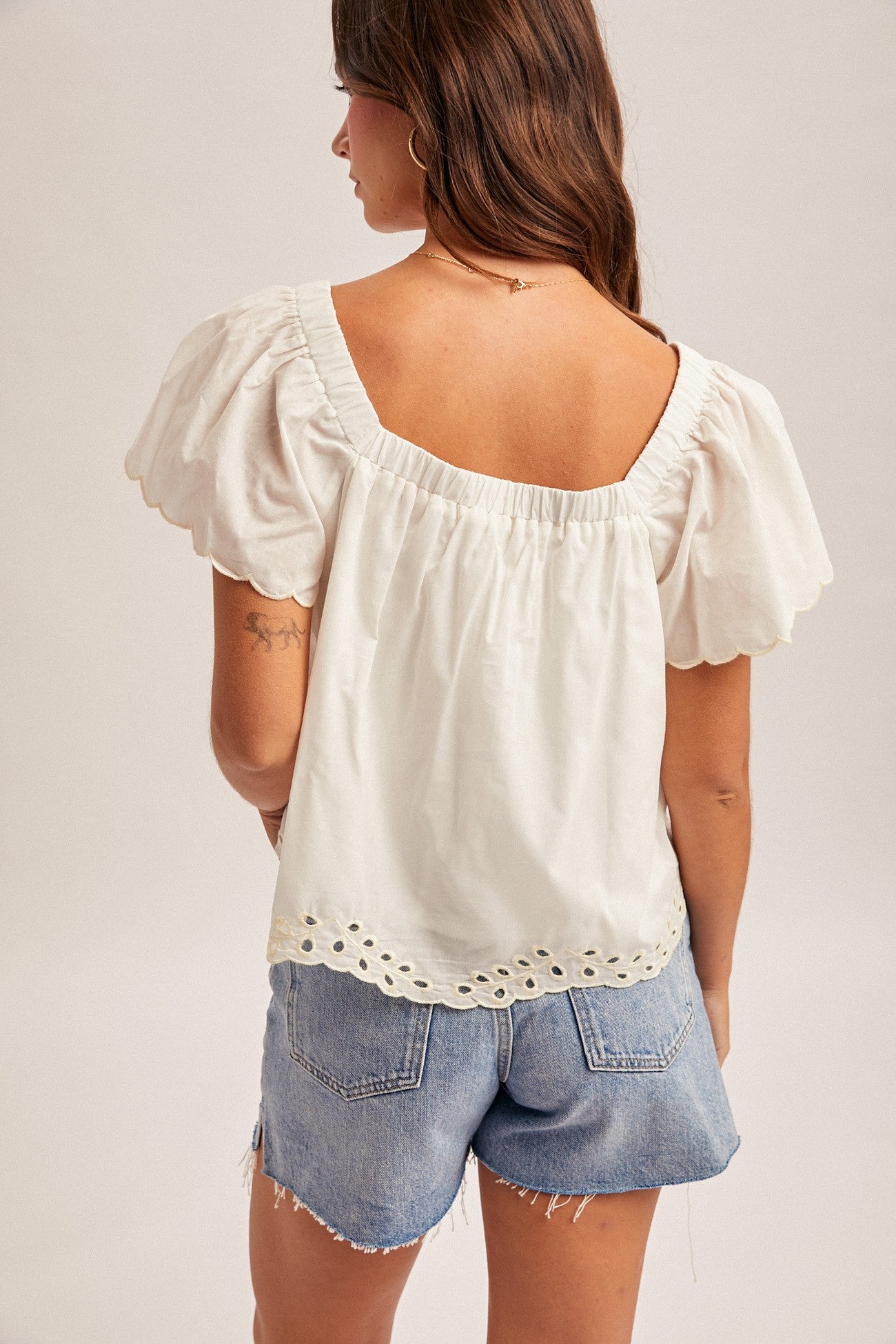 Embroidery Flutter Sleeve Top-White - Ana Patricia Boutique