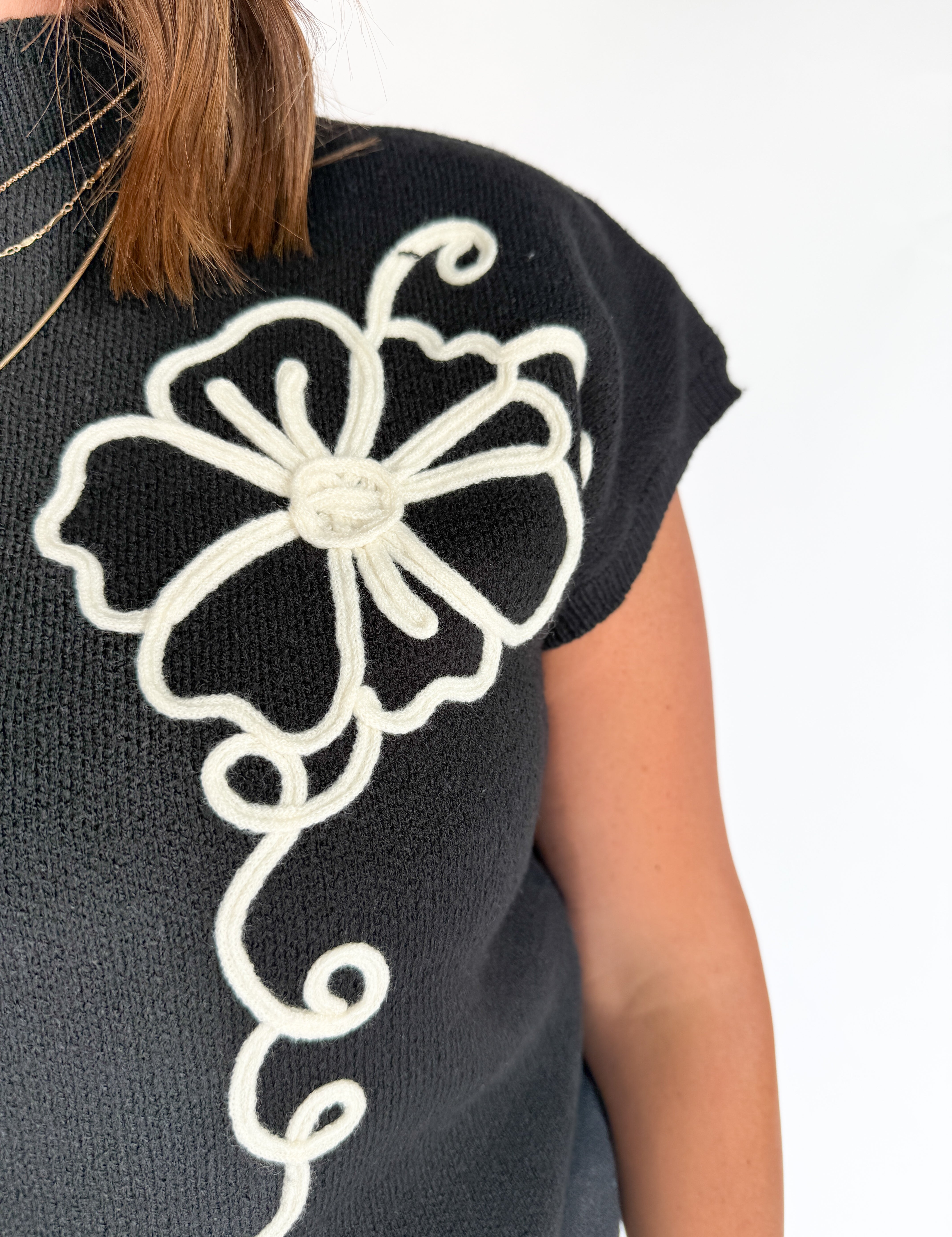 Floral Raised Sweater- Black - Ana Patricia Boutique