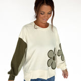 Flower Patchwork Pullover - Ivory/Olive