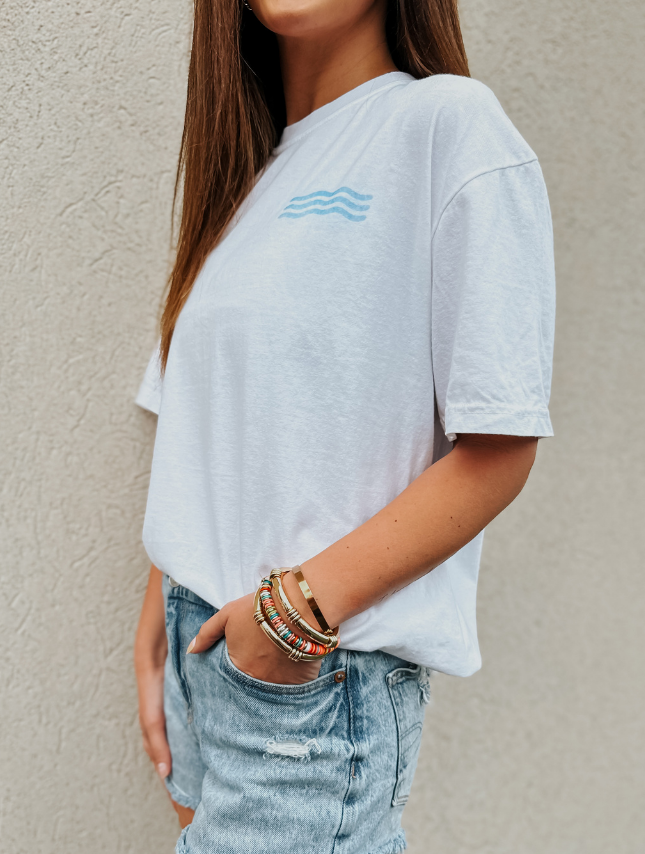 Be Still Tee - Ana Patricia Boutique