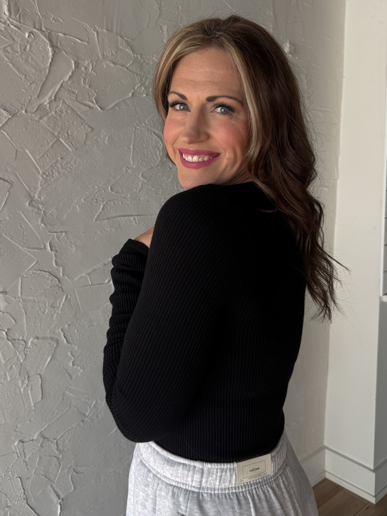 Seamless Ribbed Top- Black - Ana Patricia Boutique