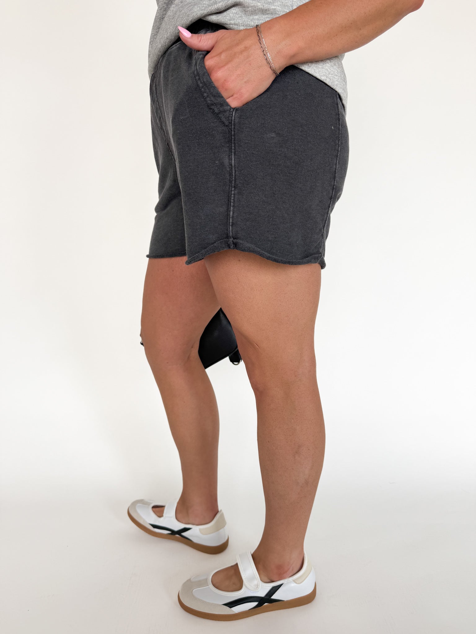Mineral Wash Terry Short-Black - Ana Patricia Boutique