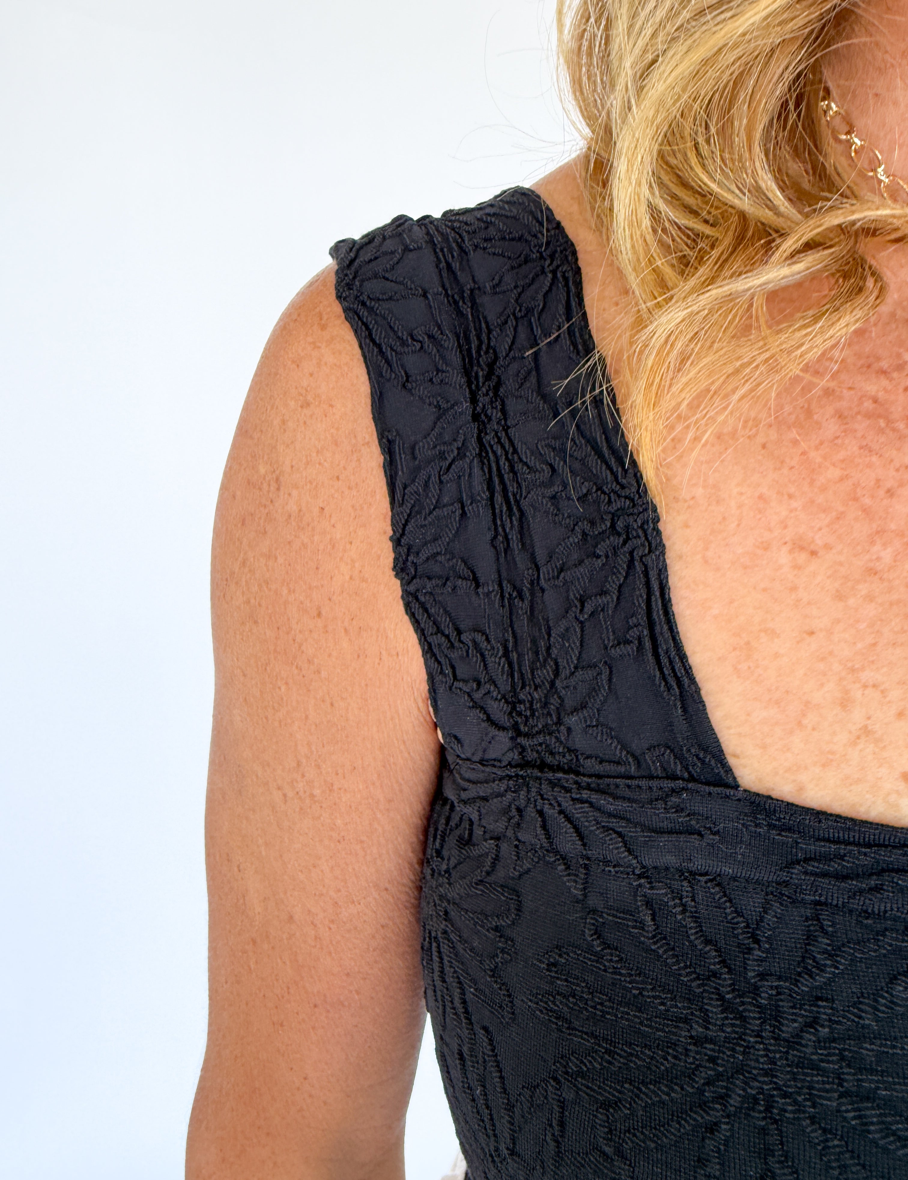 Floral Jacquard Tank- Black - Ana Patricia Boutique