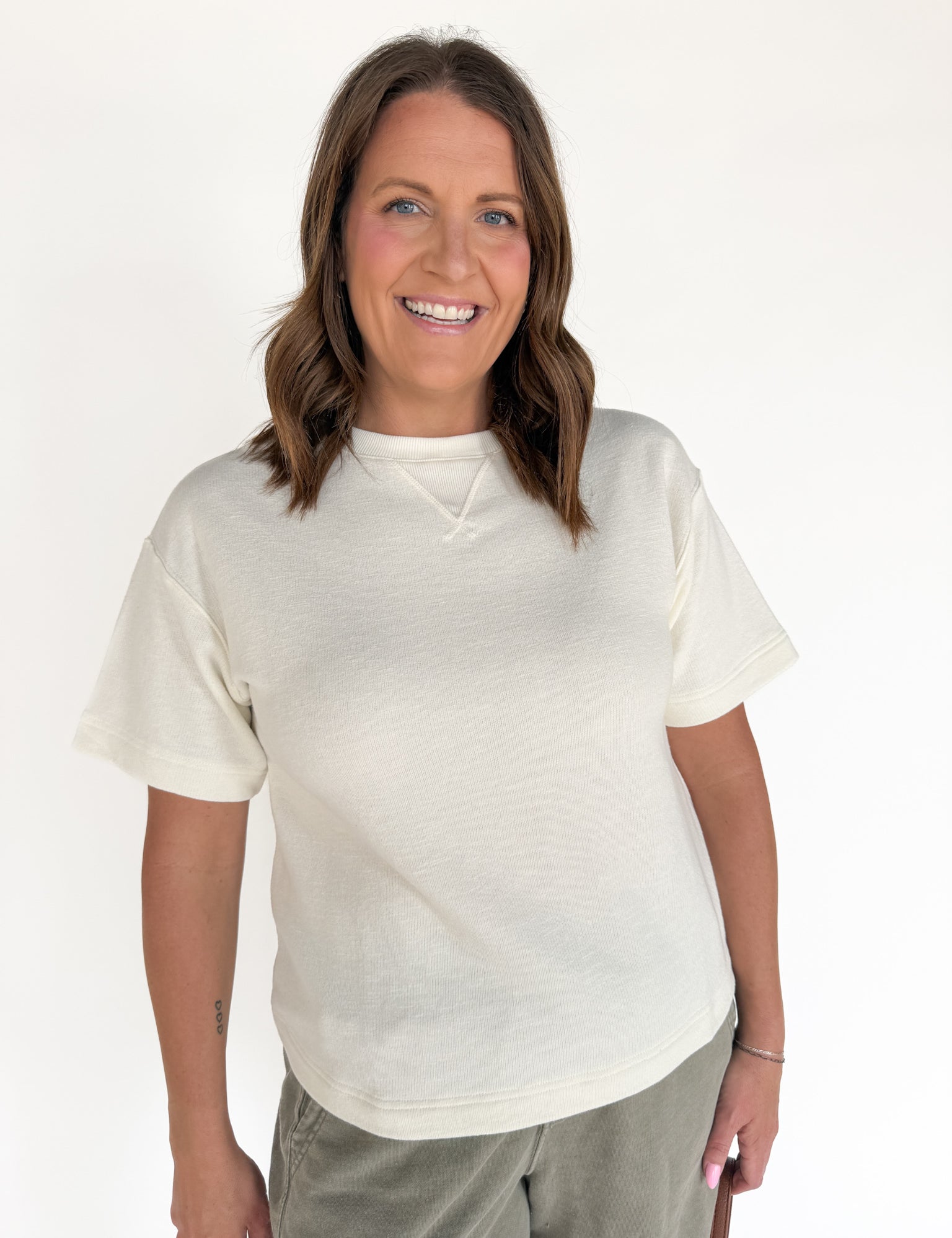 Crew Neck Short Sleeve Top- Cream - Ana Patricia Boutique