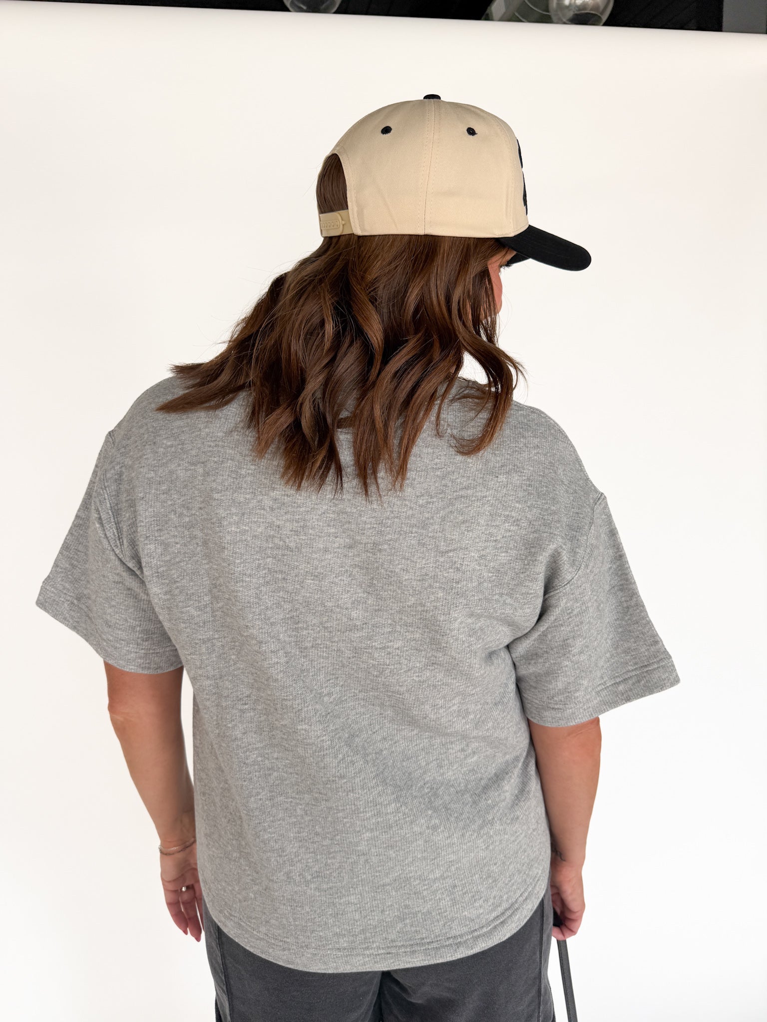 Crew Neck Short Sleeve Top- Heather Grey - Ana Patricia Boutique