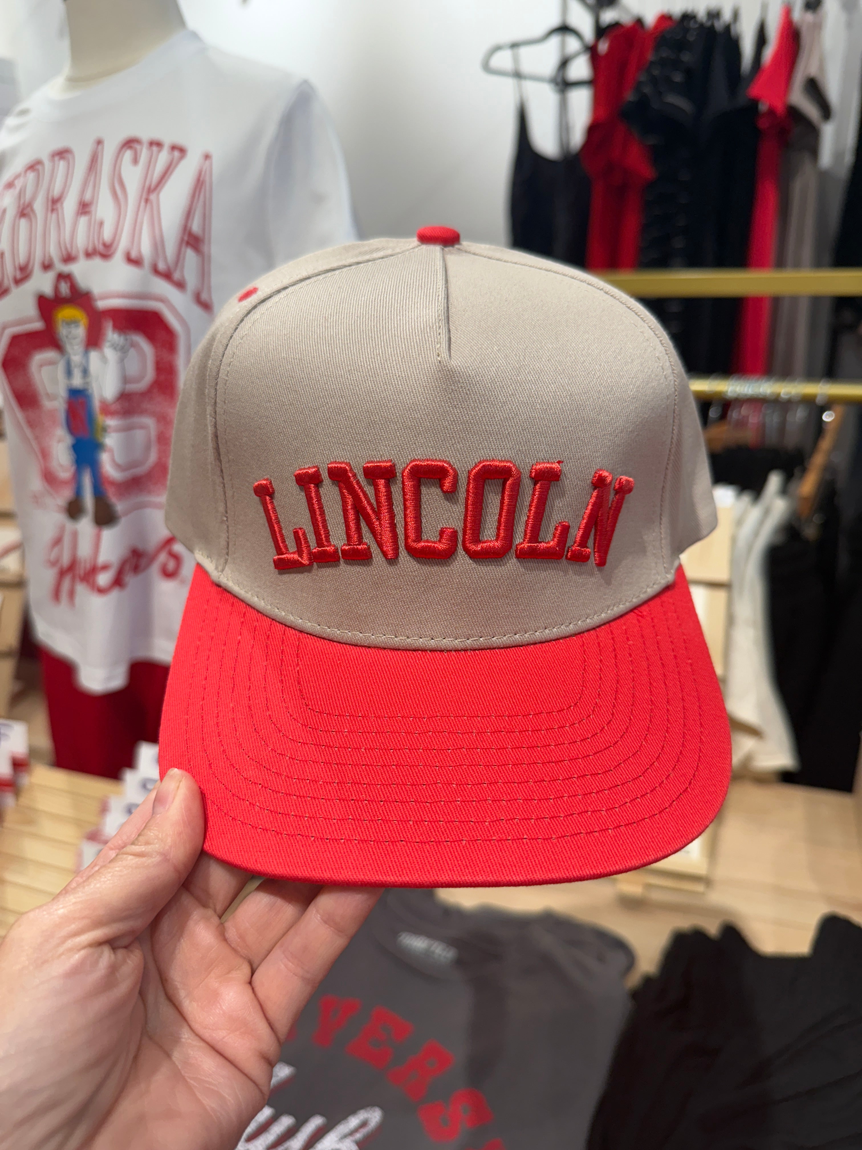Lincoln Hat- Red - Ana Patricia Boutique