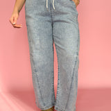 Elastic Band Barrel Jeans