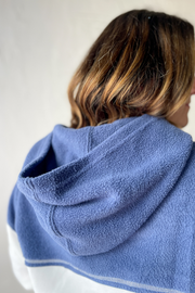 The Lari Hooded Pullover- Whtie/Blue