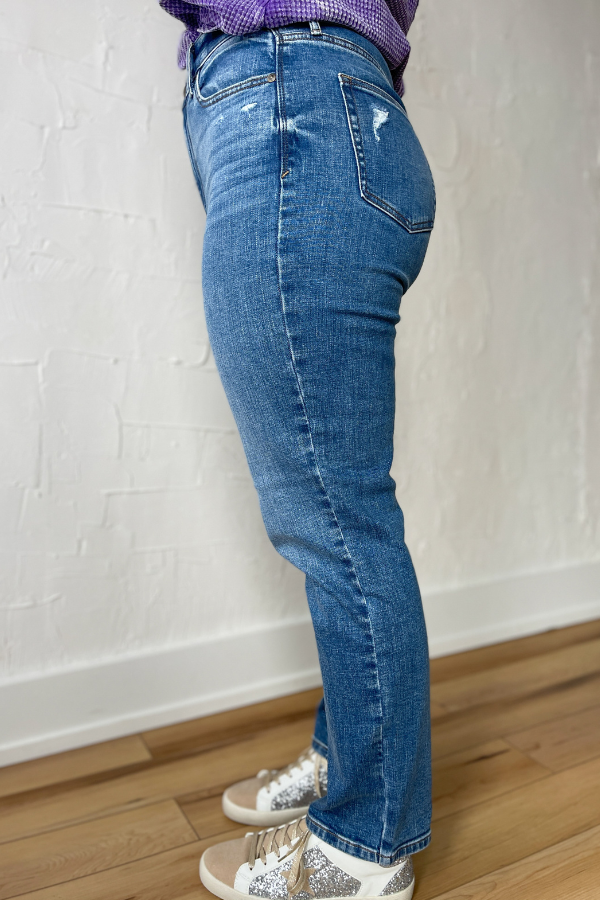 The Olsen Hihg Rise Straight Jeans